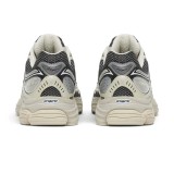 Unisex Sneakers Ecru - Saucony Progrid Omni 9 Image 1