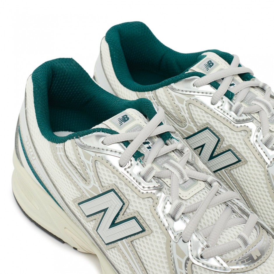 Unisex Sneakers Ecru - New Balance 740 