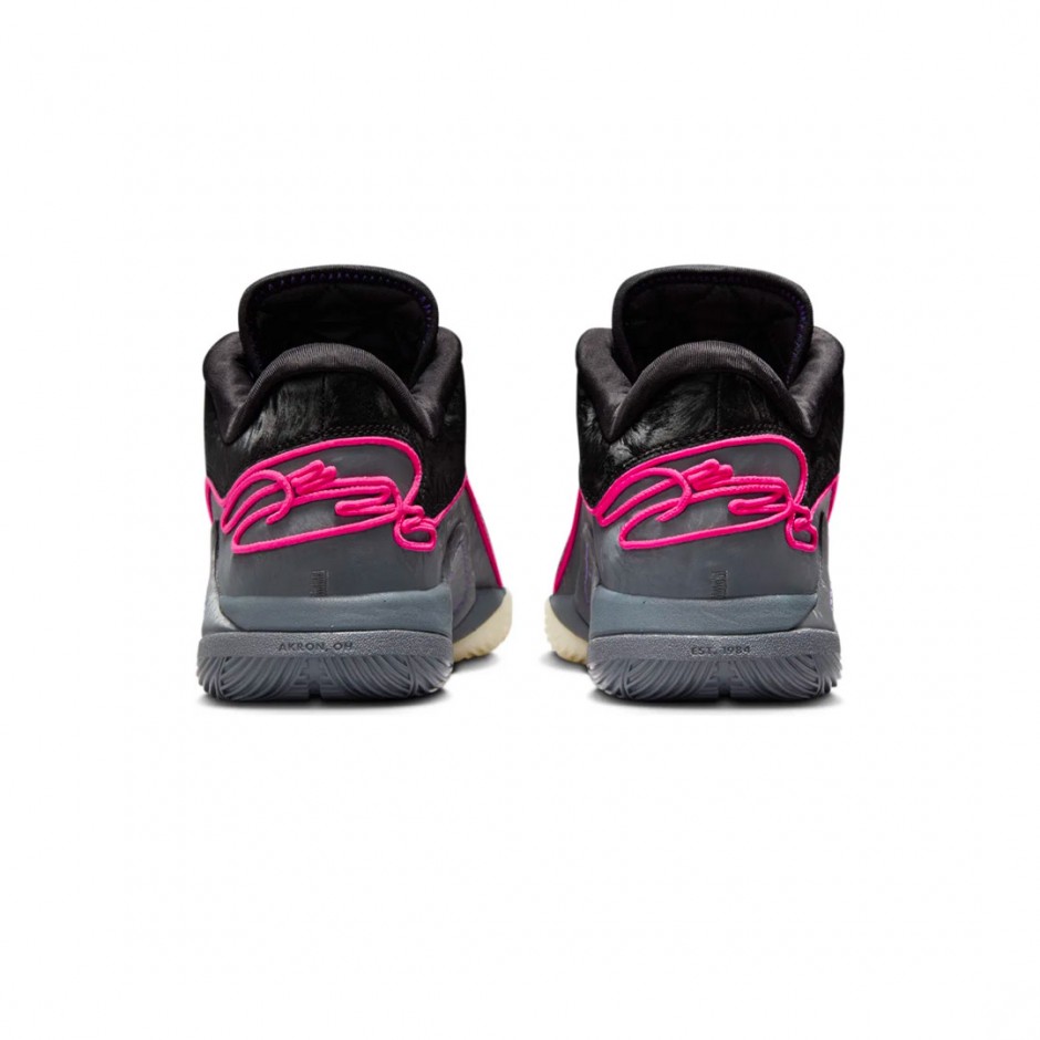 NIKE LEBRON XXII FZ1094-001 Colorful