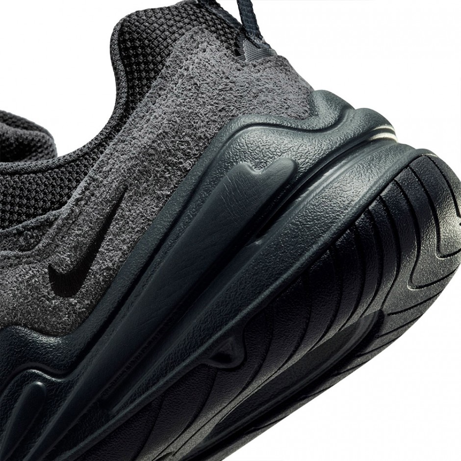 NIKE TECH HERA FJ9532-001 Black