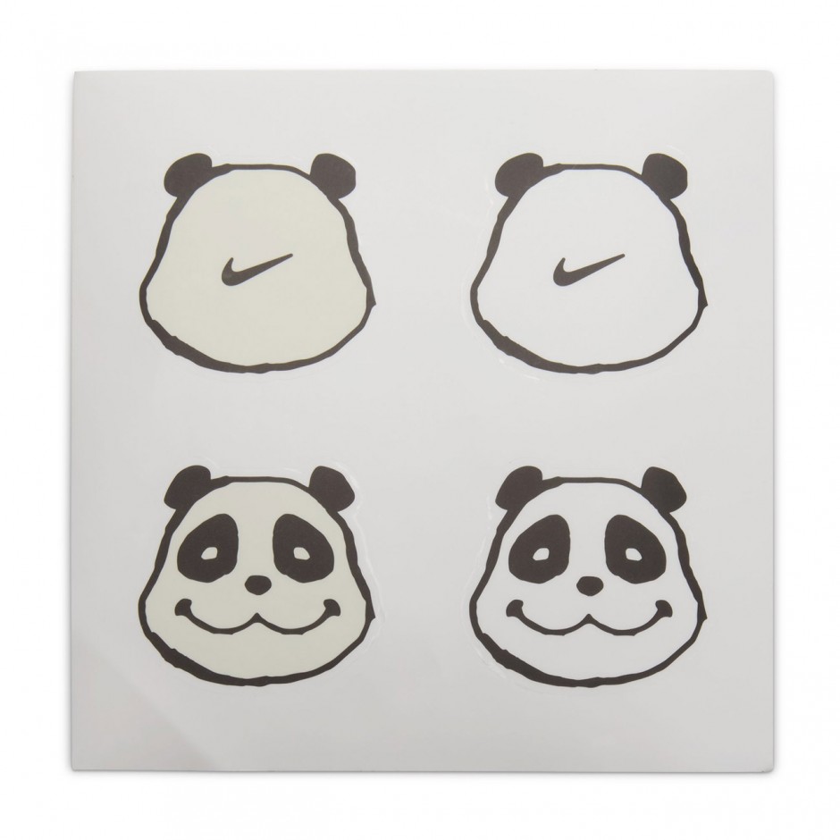 NIKE DUNK LOW RETRO SE IB2990-100 Colorful