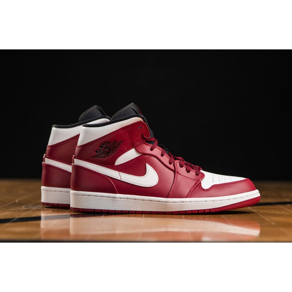 JORDAN AIR 1 MID 