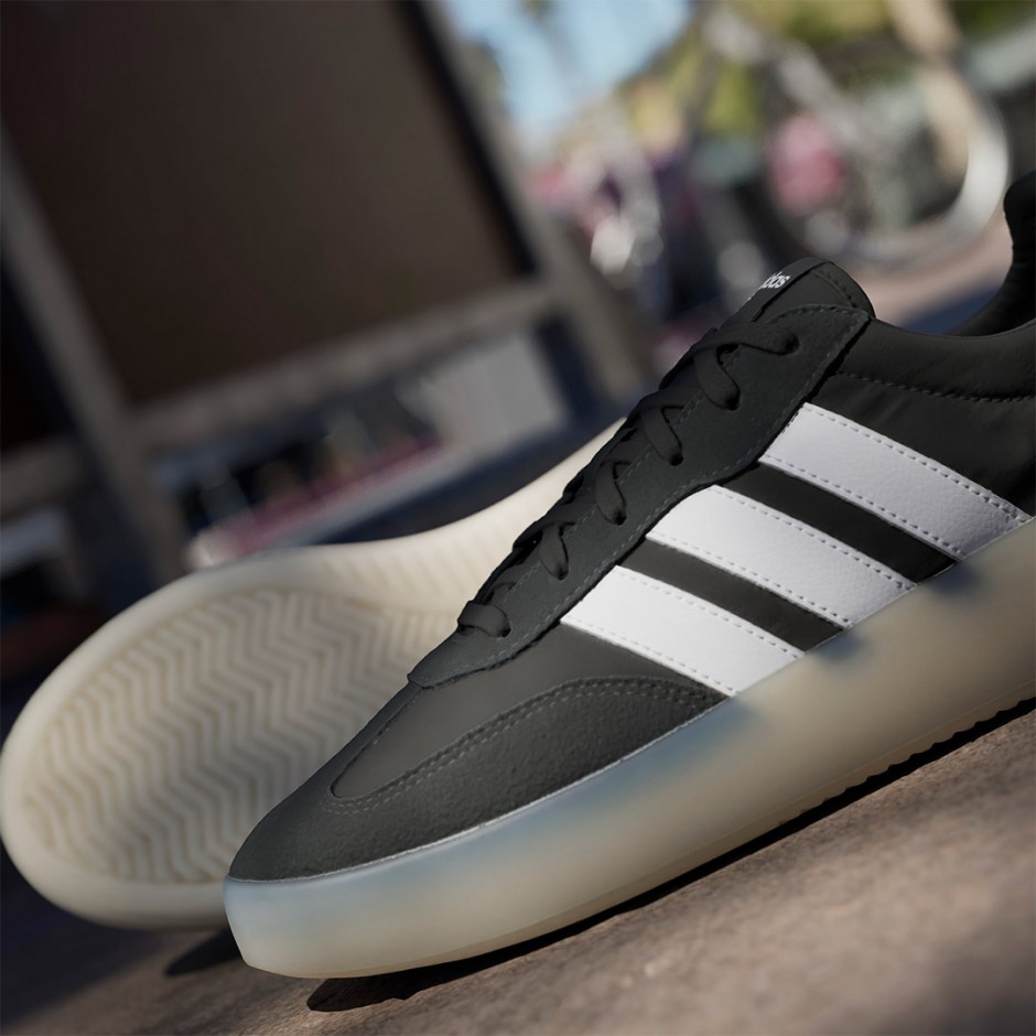 adidas sportswear BARREDA DECODE JI2316 Black