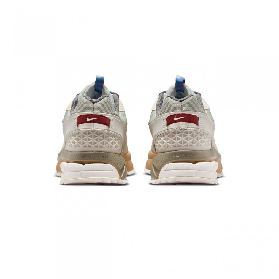 Men's Sneakers Colorful - Nike Zoom Vomero Roam