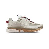 Men's Sneakers Colorful - Nike Zoom Vomero Roam Image 