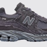 Men's Sneakers Black - New Balance 2002R Image 2