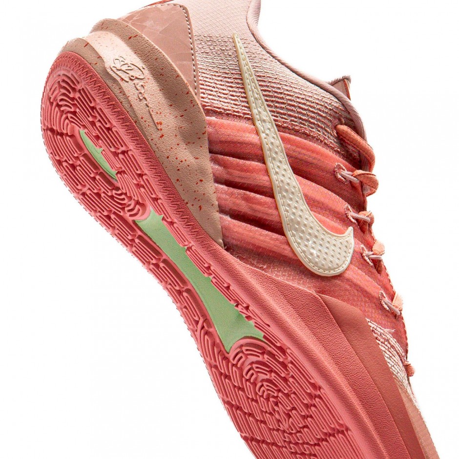 NIKE SABRINA 3 HF2881-600 Pink