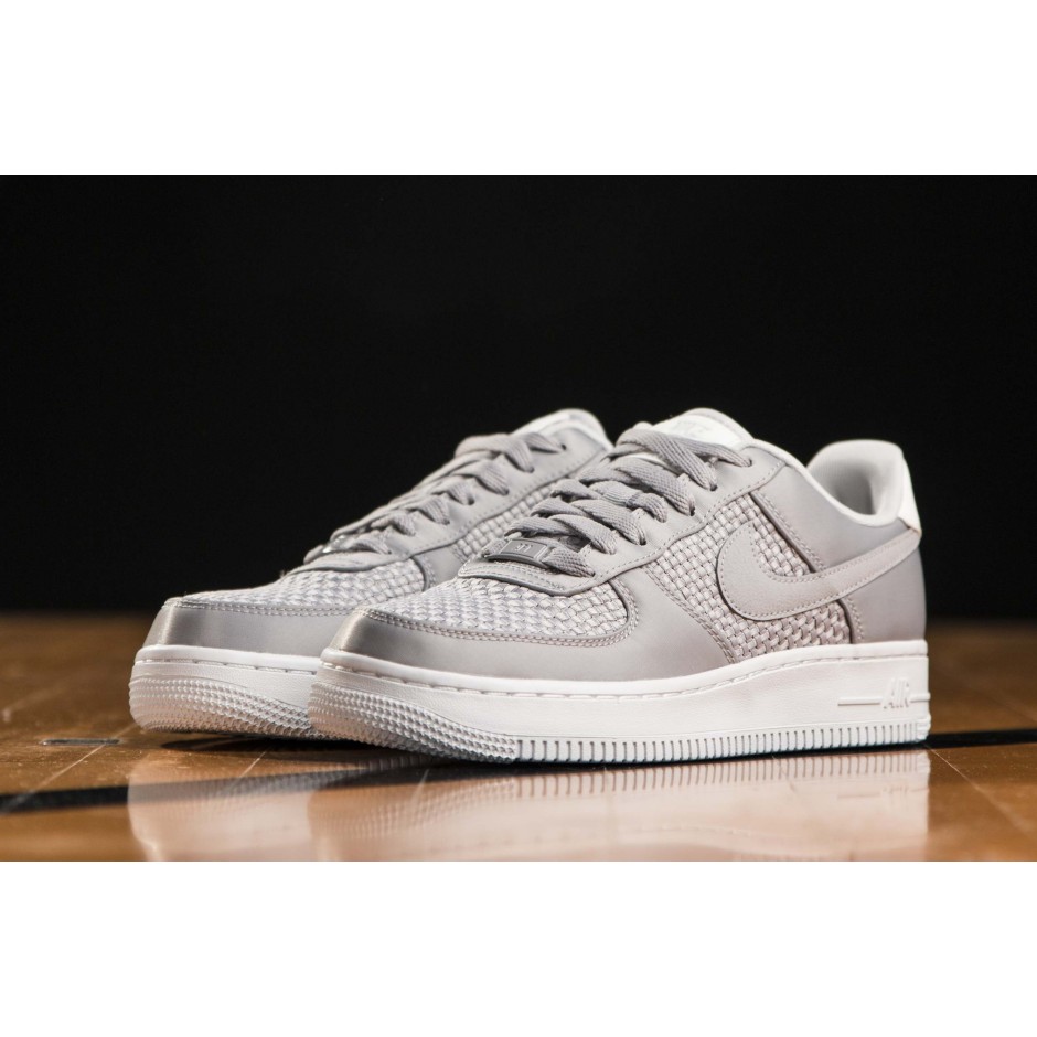 NIKE AIR FORCE 1 '07 SE AA0287-004 Γκρί