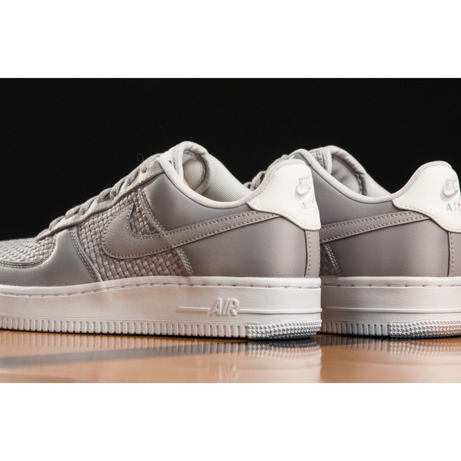 NIKE AIR FORCE 1 '07 SE AA0287-004 Γκρί
