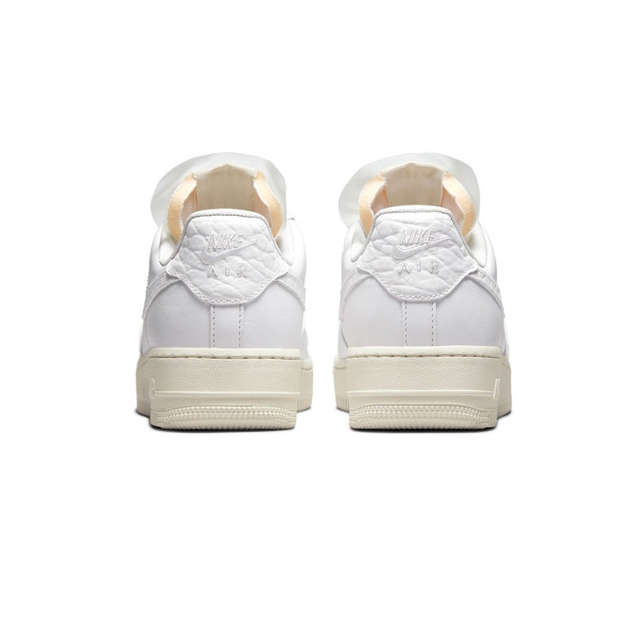 NIKE AIR FORCE 1 LOW PREMIUM DN5463-100 White