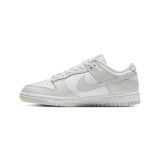 Women's Sneakers White - Nike Dunk Low Image 0