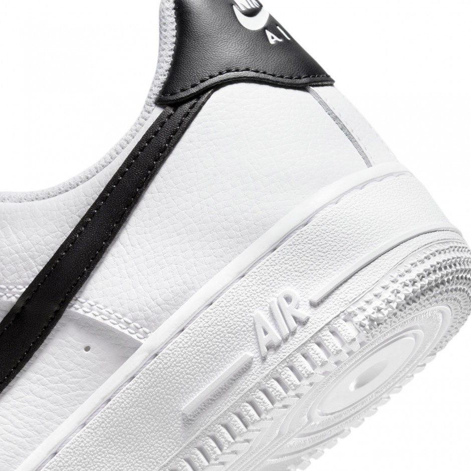 Women's Sneakers White - Nike Air Force 1 '07