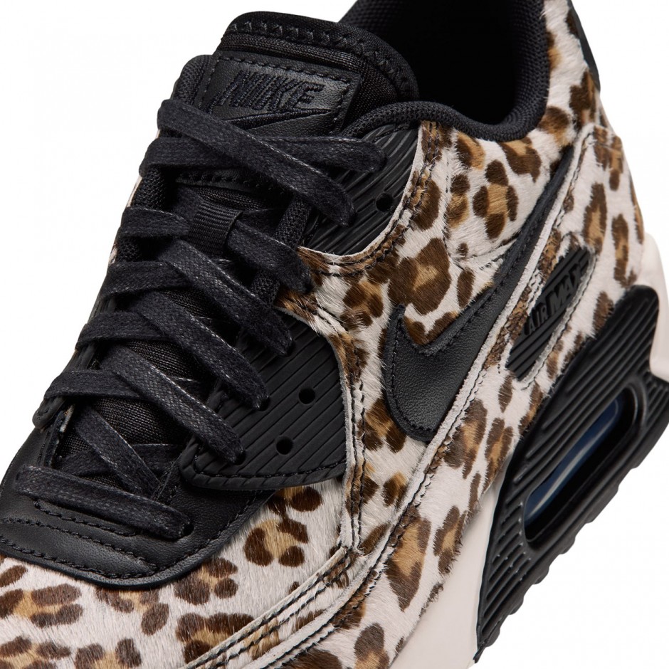Women's Sneakers Black - Nike Air Max 90 LX