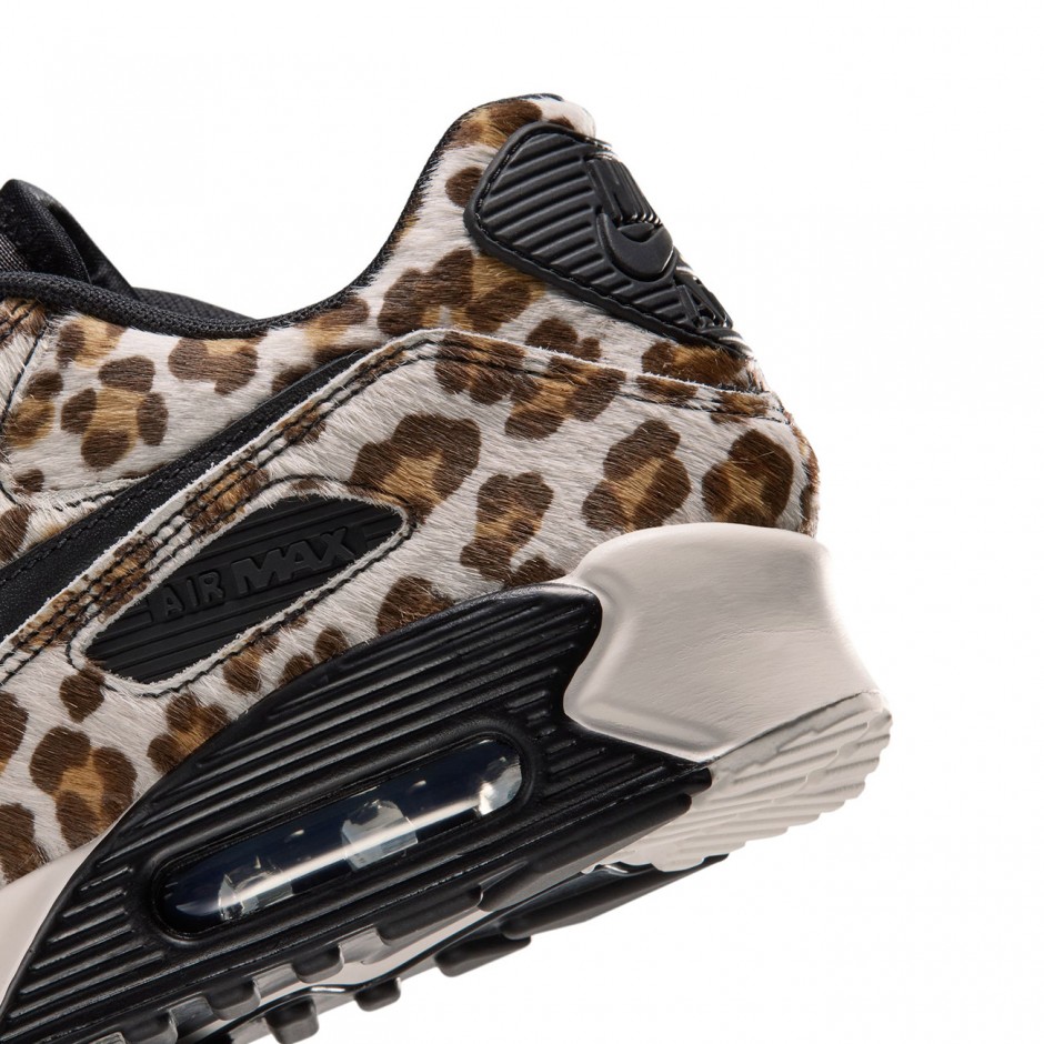 Women's Sneakers Black - Nike Air Max 90 LX