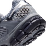 NIKE ZOOM VOMERO 5 IV4311-003 Γκρί Εικόνα 4