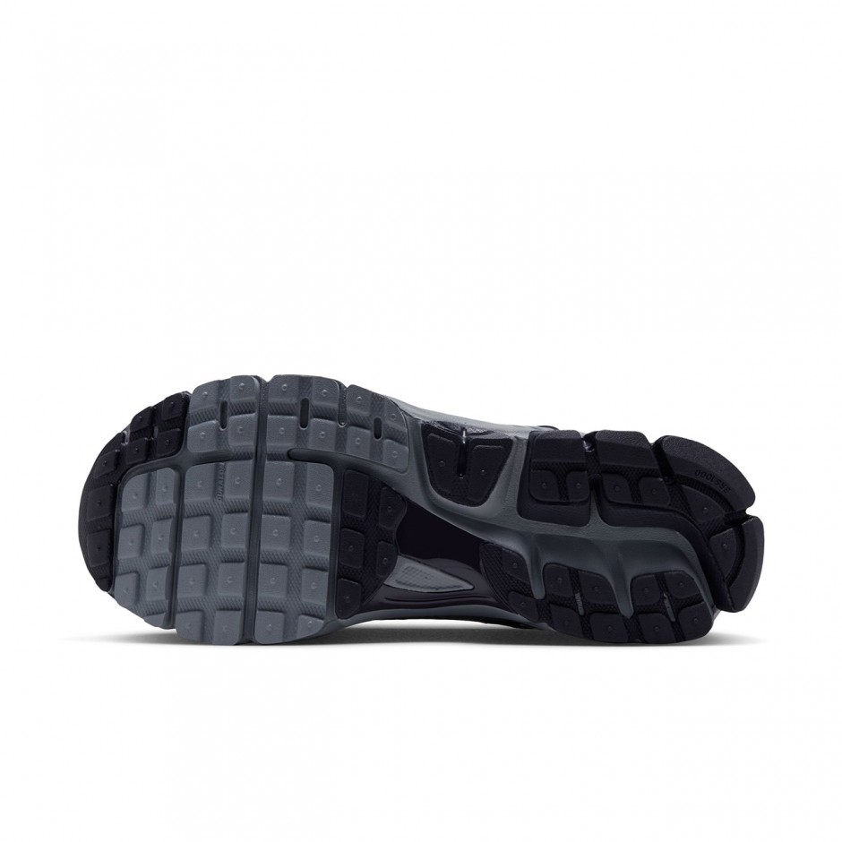 NIKE ZOOM VOMERO 5 IV4311-003 Γκρί