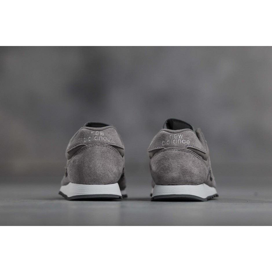 NEW BALANCE WL520RM Γκρί