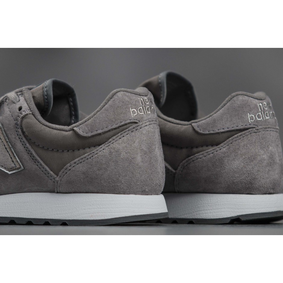 NEW BALANCE WL520RM Γκρί