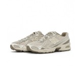 Women's Sneakers Beige - New Balance 740 Image 1