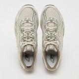 Women's Sneakers Beige - New Balance 740 Image 4
