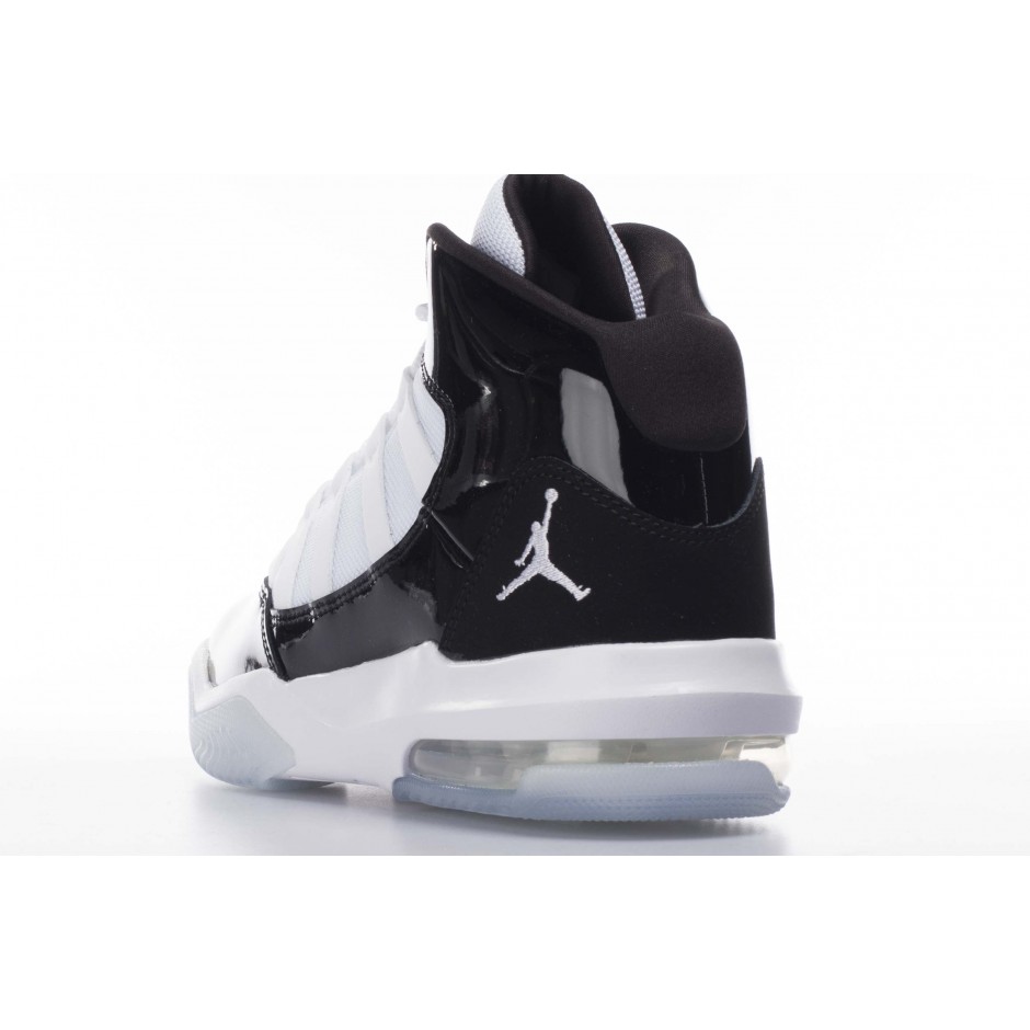 JORDAN MAX AURA AQ9214-011 White-Black