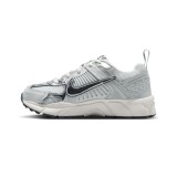 Kids' Sneakers Grey - Nike Vomero 5 Image 0