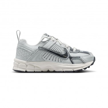 Kids' Sneakers Grey - Nike Vomero 5