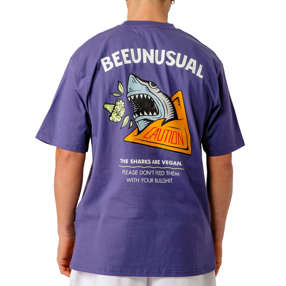 Ανδρικό T-Shirt Μωβ - Bee Unusual 'The Sharks Are Vegan'