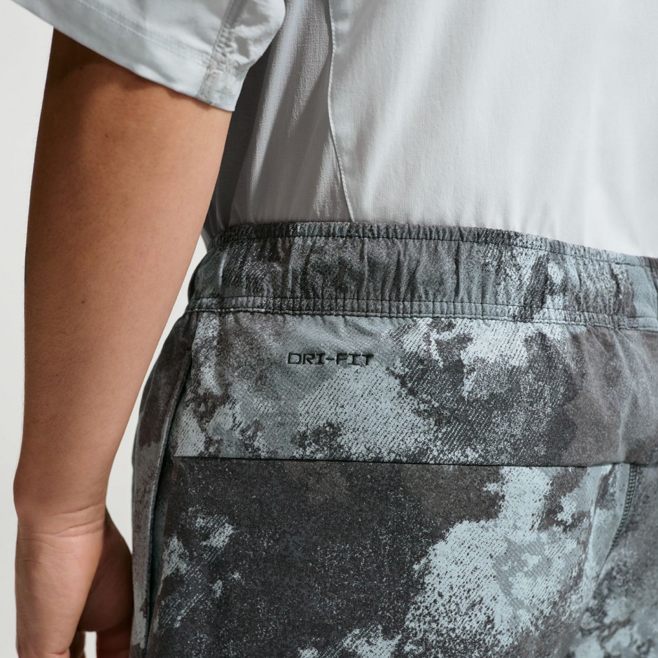 Men's Shorts Coal - Nike Tech 