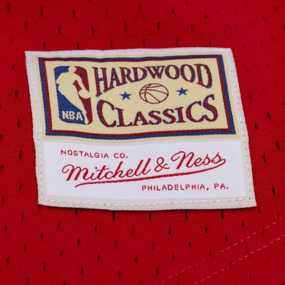 Men's NBA Baseball Jersey Red - Mitchell & Ness Chicago Bulls Head Coach