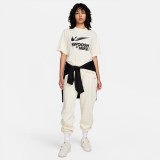 Nike Sportswear Εκρού - Γυναικείο T-Shirt Εικόνα 4