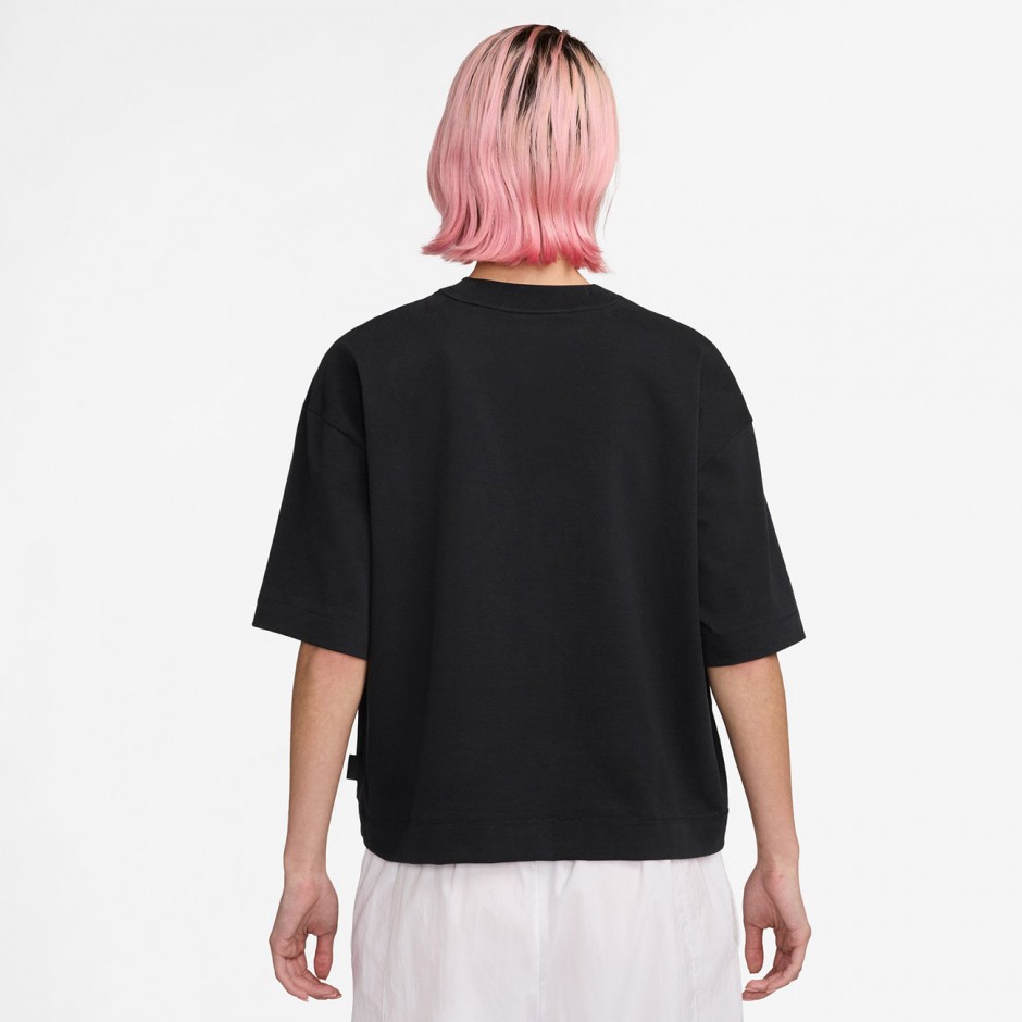 Women's T-Shirt Black - Nike Sportswear 