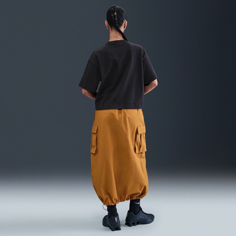 Women's T-Shirt Black - Nike Sportswear 