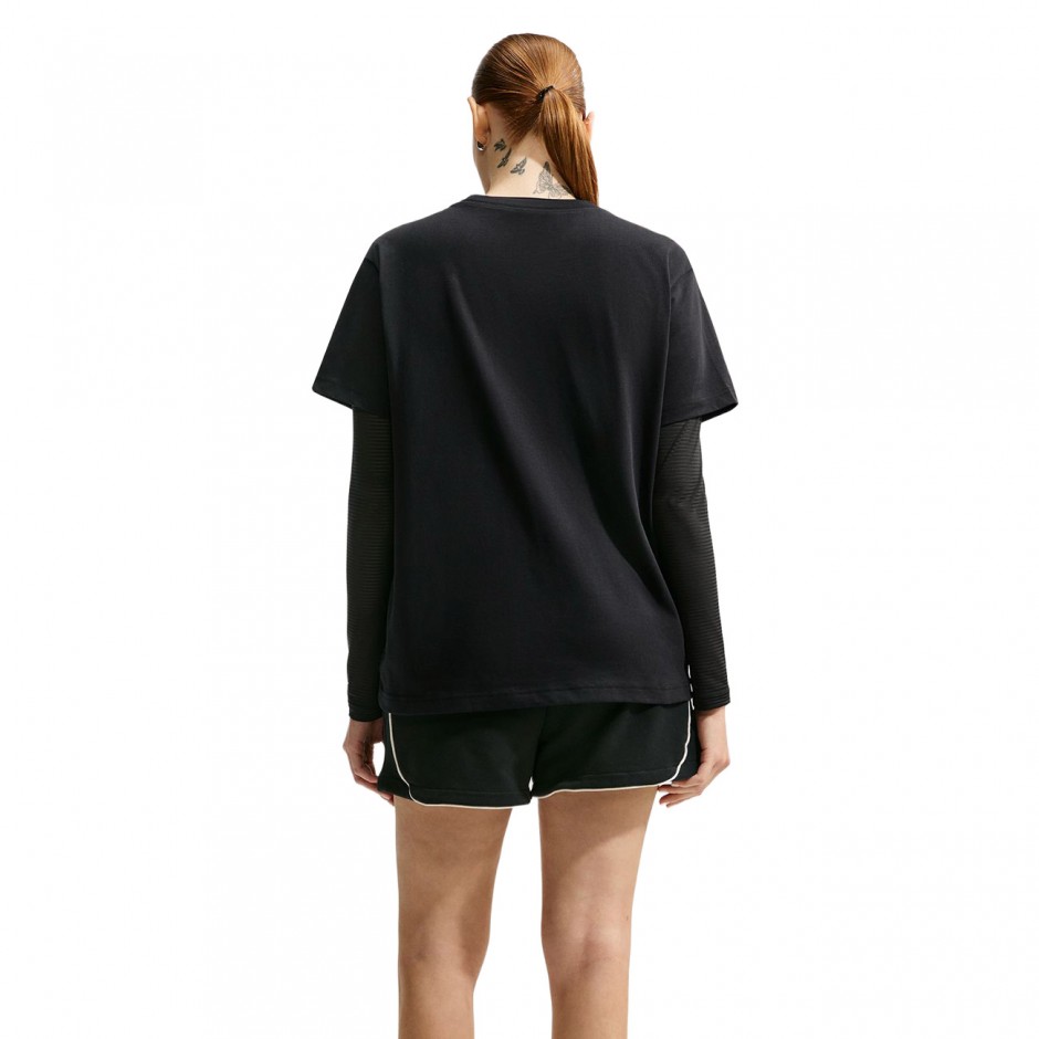 Women's T-Shirt Black - Nike Sportswear Classic