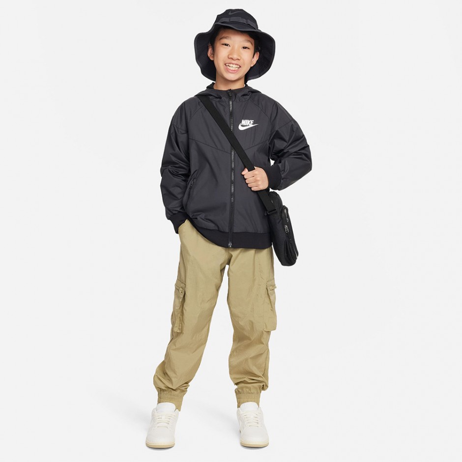 NIKE BOYS SPORTSWEAR WINDRUNNER JACKET 850443-011 Black