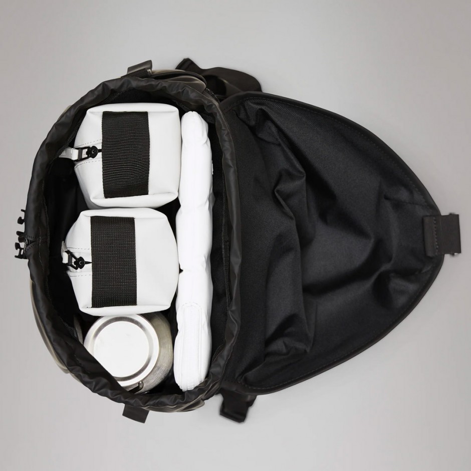 RAINS BUCKET BACKPACK 14840-01 Black