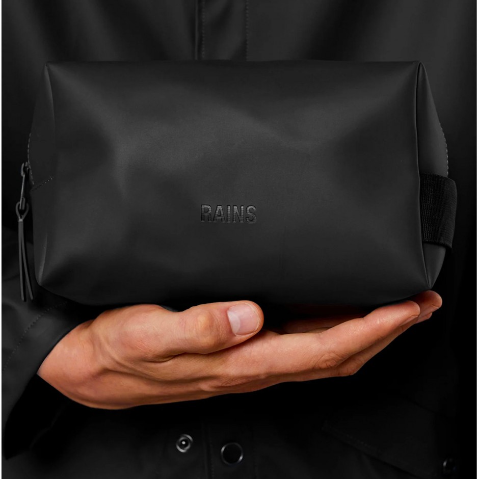 RAINS WASH BAG SMALL W3 15580-01 Black