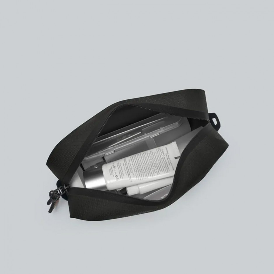 Τσάντα Περιποίησης Μαύρη - Gaston Luga Lightweight DuoSeal Toiletry