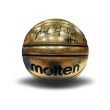 Υπογεγραμμένη Μπάλα Νίκου Γκάλη - Trace 'N Chase Nick Galis Autographed Authentic Molten Gold BG-SL7 #6, Limited To 100 Εικόνα 