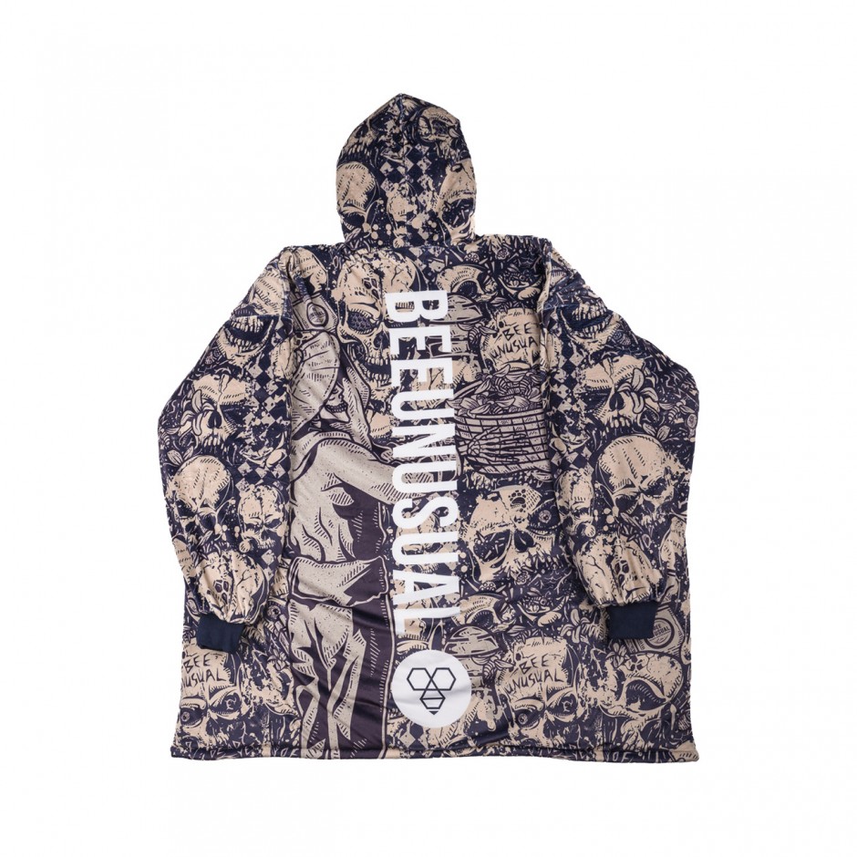 BEE UNUSUAL BEES ARE NOT DEAD HOODED PONCHO BLANKET HH-257426-MULTI Colorful