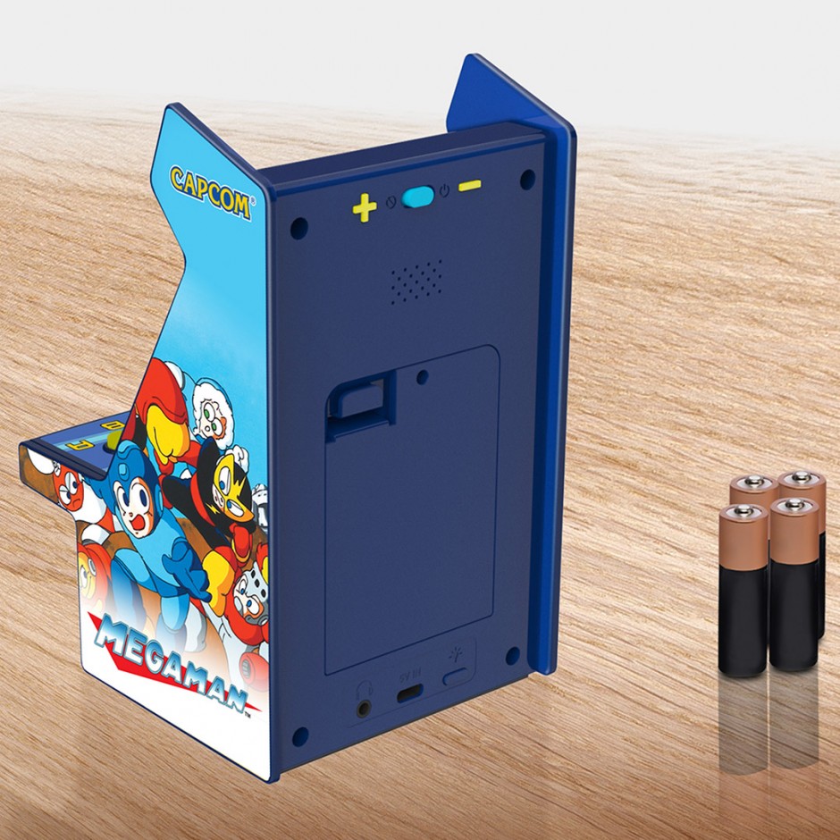 MY ARCADE MICRO PLAYER PRO 6.7" MEGA MAN PORTABLE RETRO ARCADE (6 GAMES IN 1) DGUNL-4189 Blue